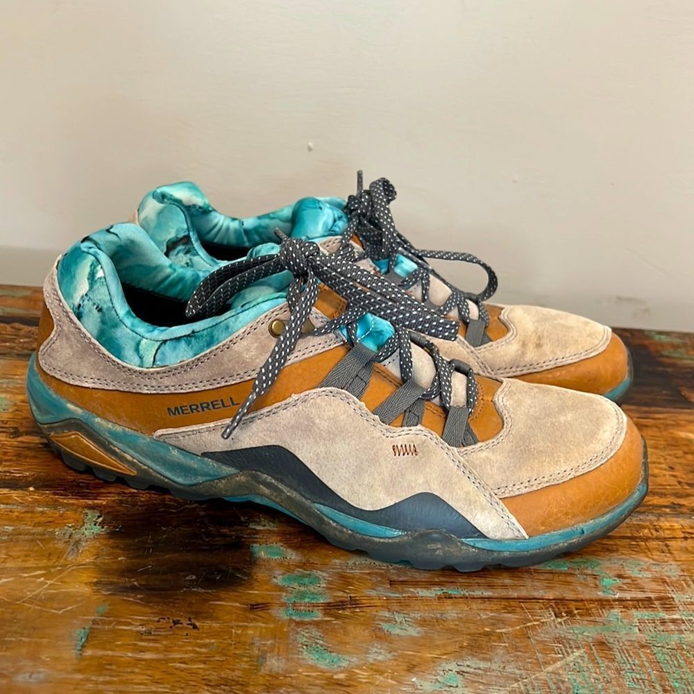 Merrell Hiking Shoe - Size 8.5 - EUC